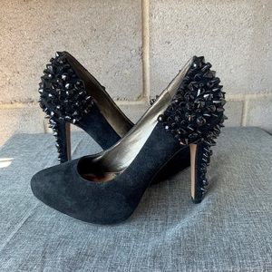 Sam Edelman black stone pumps